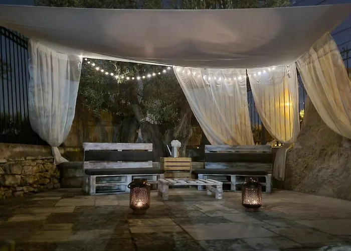 Maria Bed & Breakfast 3*